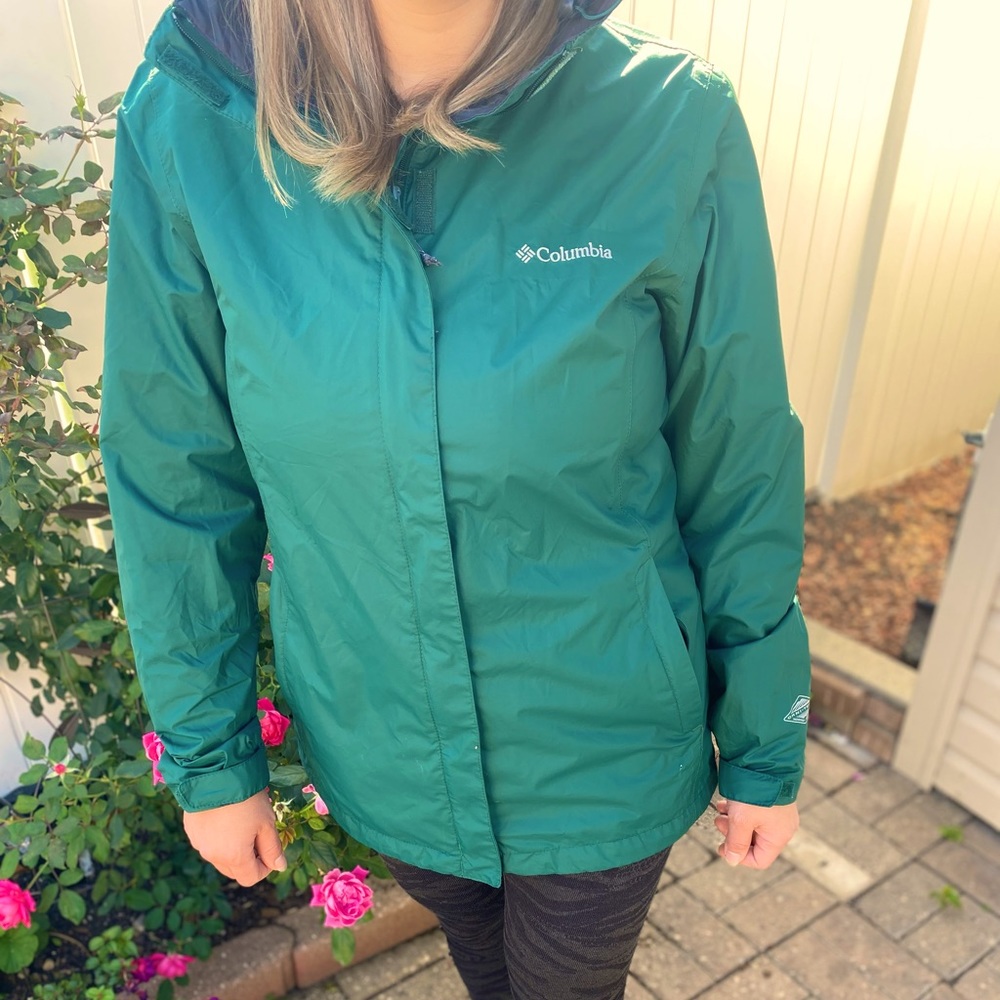 Columbia Omni Tech Rain Jacket Hooded Size Medium Green